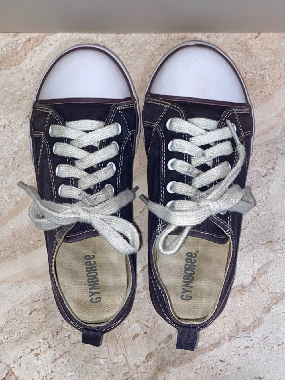 Gymboree 👟classic low